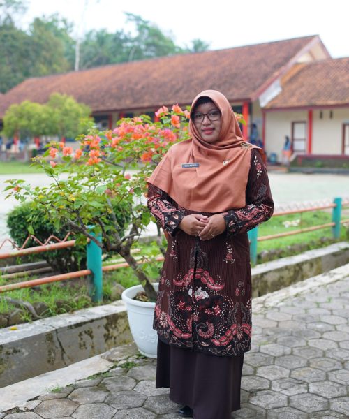 yuli astuti